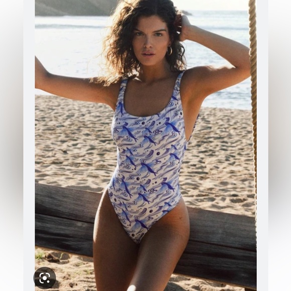 FISCH Blue Flying Fish One Piece - Picture 1 of 8